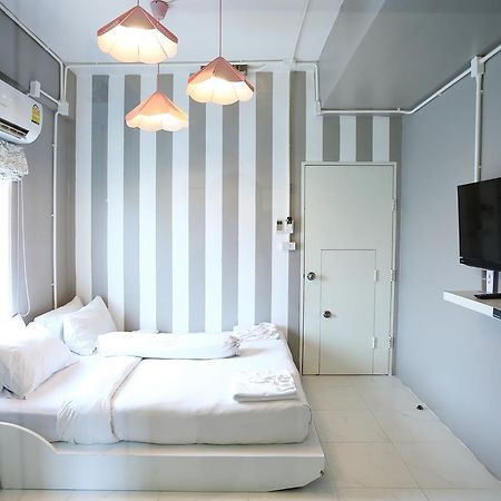 Meroom Phuket Exterior foto