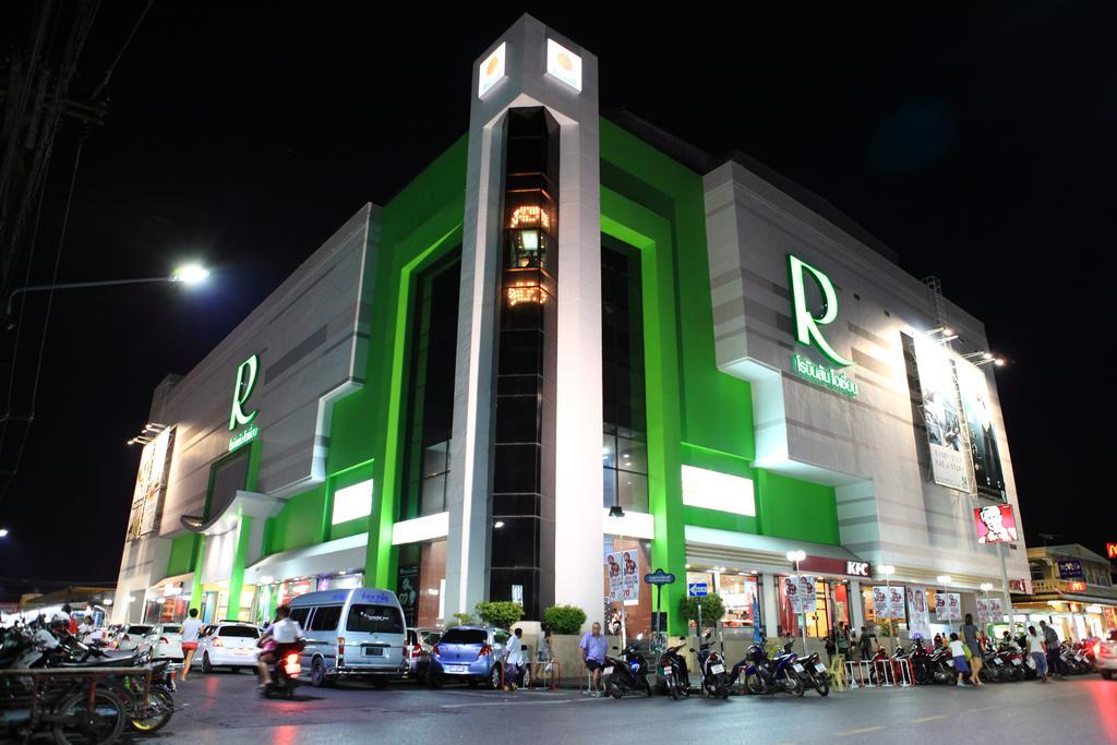 Meroom Phuket Exterior foto