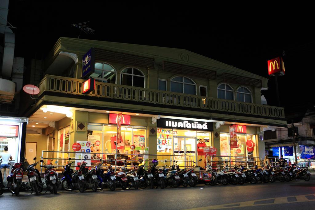 Meroom Phuket Exterior foto